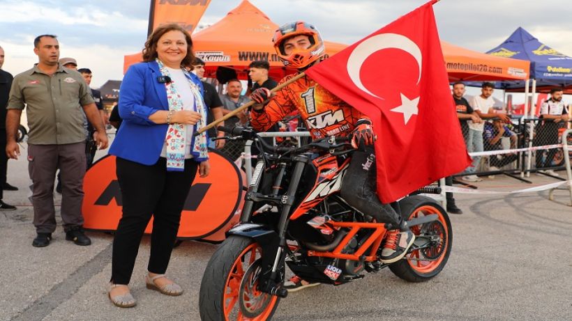 Ng Afyon Motofestde Coşkulu Açılış Yaptı